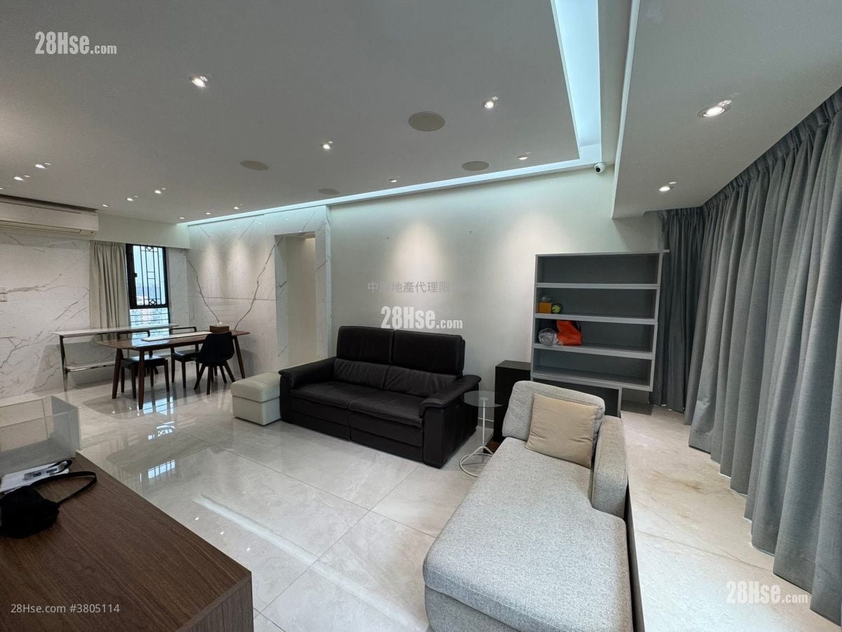 Hop Yick Plaza Sell 3 Bedrooms 990 ft²