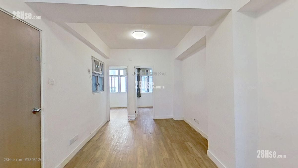 厅: 有馀楼 租盘 2 房 , 1 浴室 337 平方尺