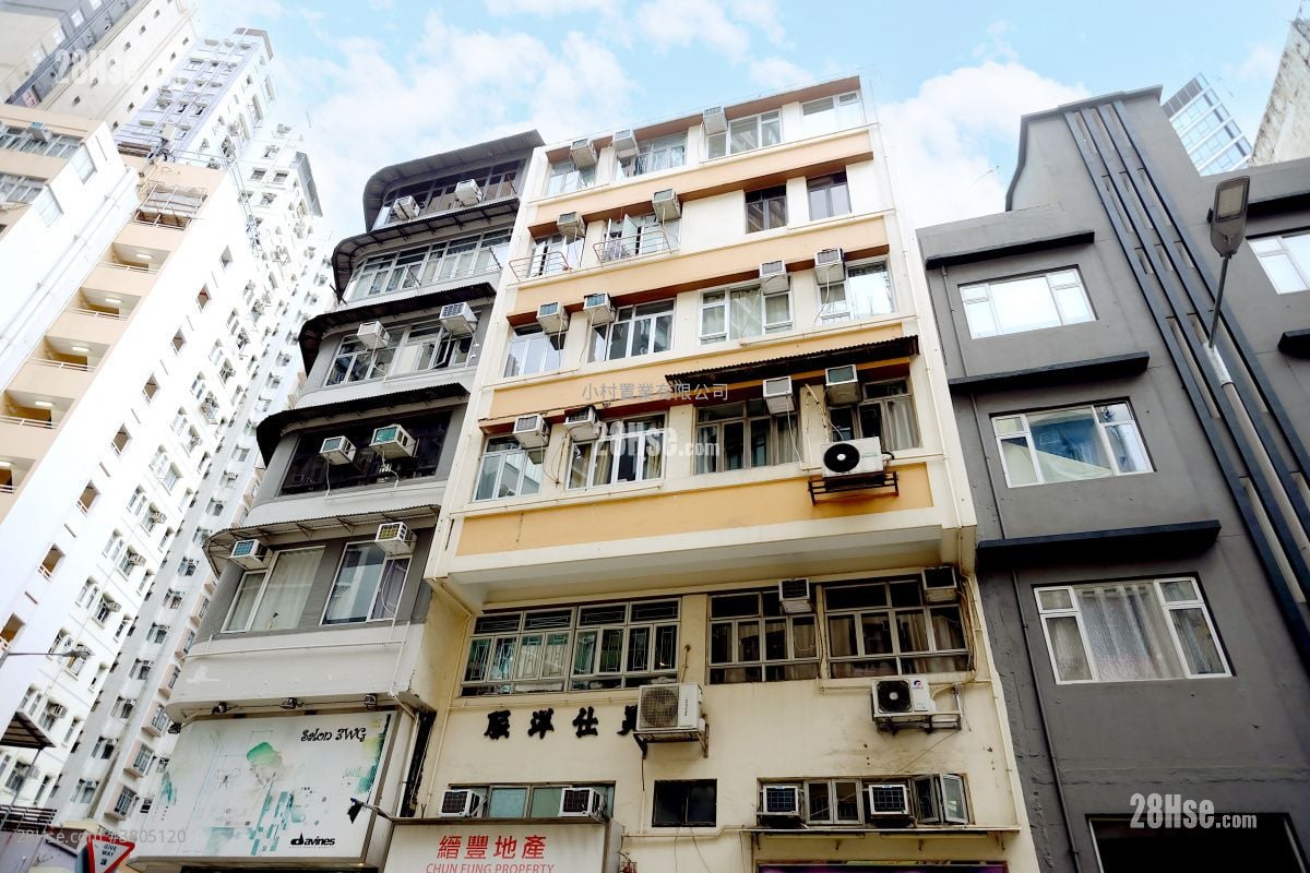 大厦外观: 有馀楼 租盘 2 房 , 1 浴室 337 平方尺