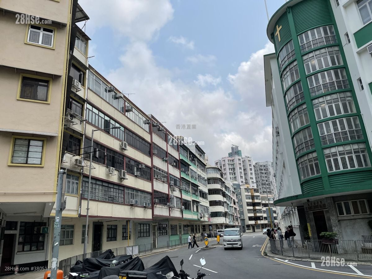 Dragon Phoenix Mansion Sell 3 Bedrooms 723 ft²