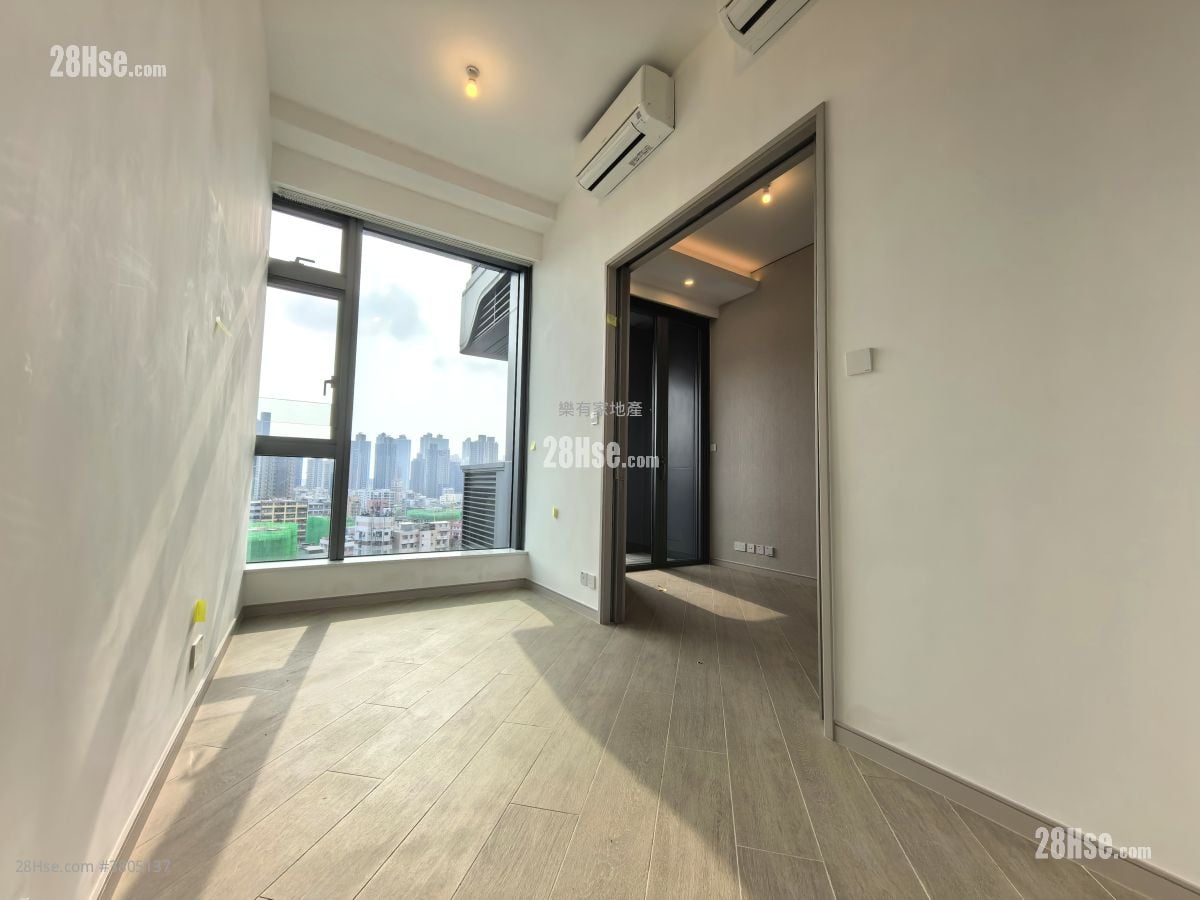 晓柏峰 租盘 2 房 , 1 浴室 363 平方尺