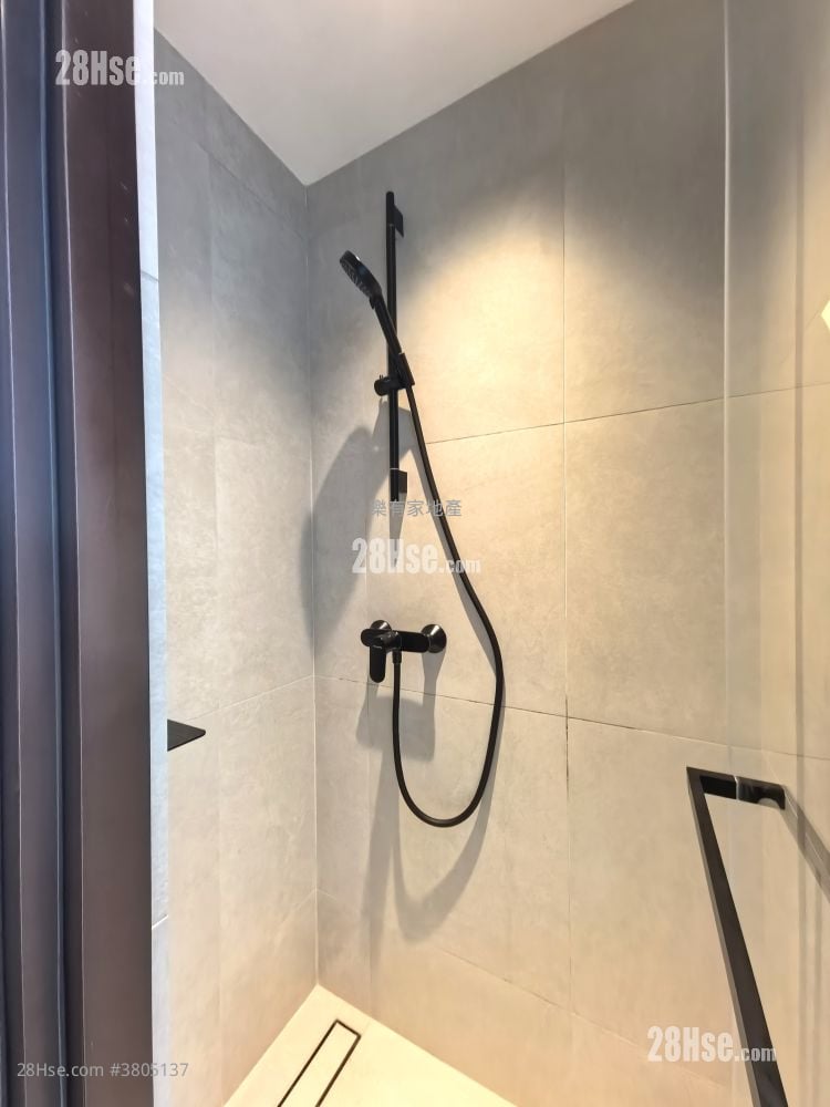 晓柏峰 租盘 2 房 , 1 浴室 363 平方尺