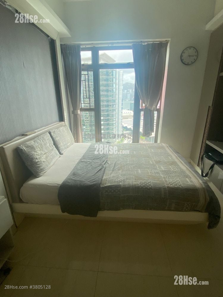 Royal Peninsula Sell 4 Bedrooms , 2 Bathrooms 1,063 ft²