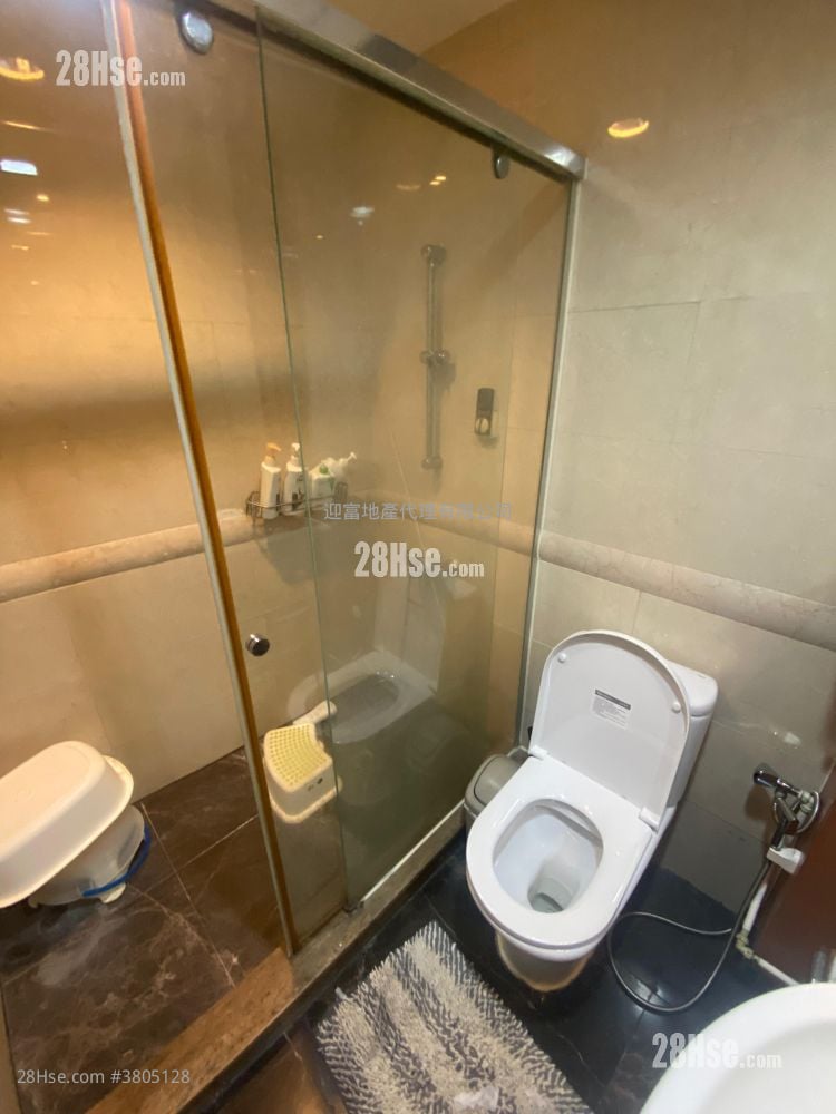 Royal Peninsula Sell 4 Bedrooms , 2 Bathrooms 1,063 ft²