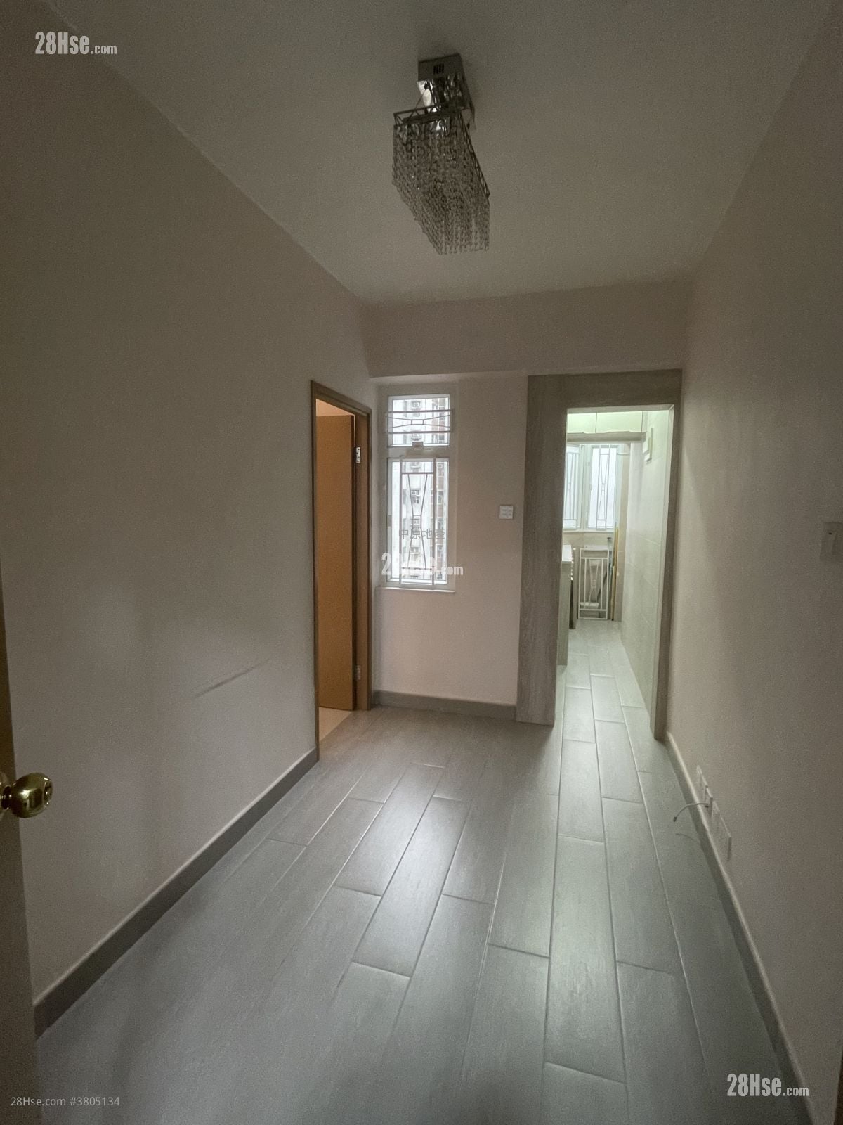 嘉福大厦 租盘 1 房 246 平方尺