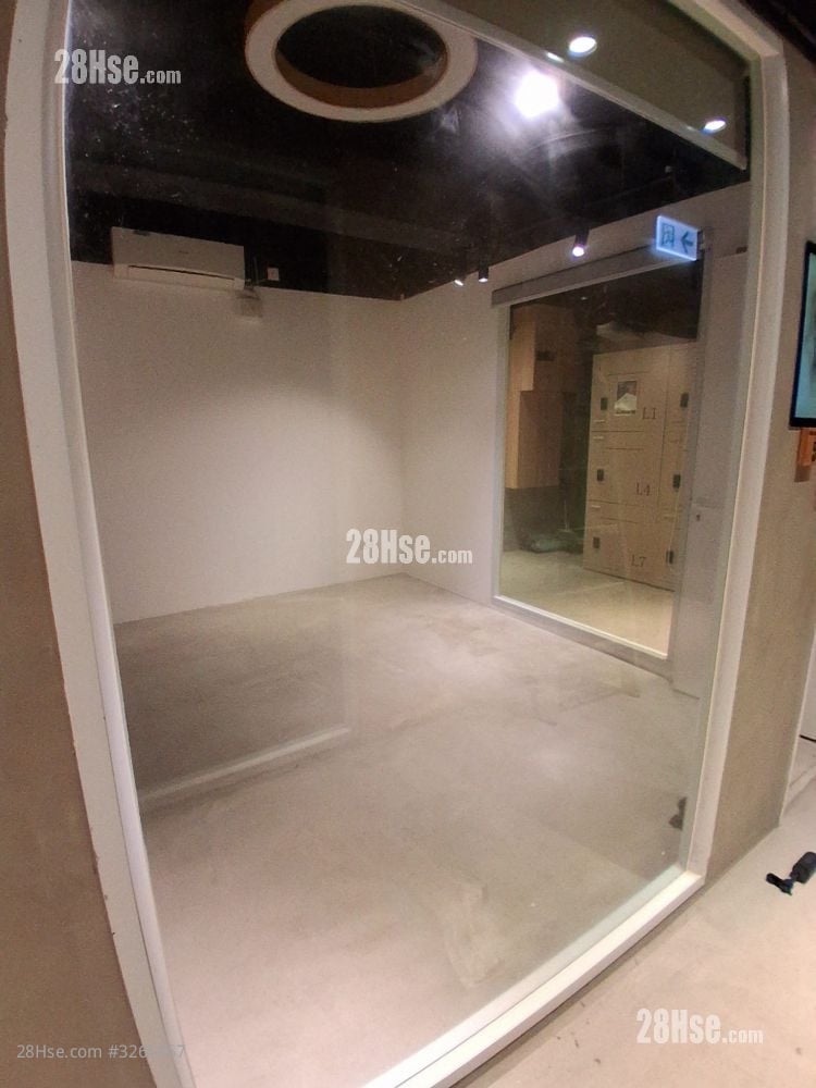 Manning Industrial Building Rental 100 ft²