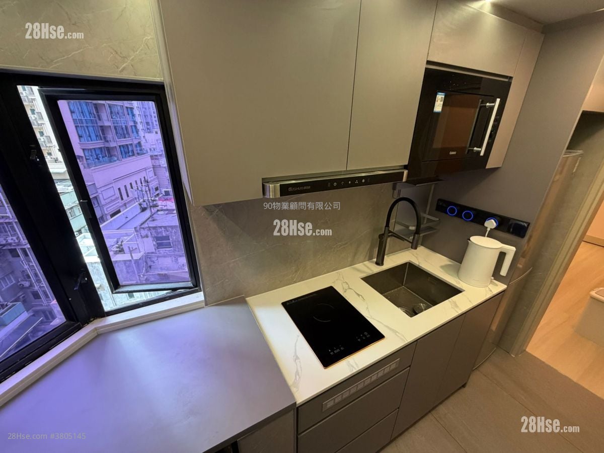 Lilian Court Rental 333 ft²