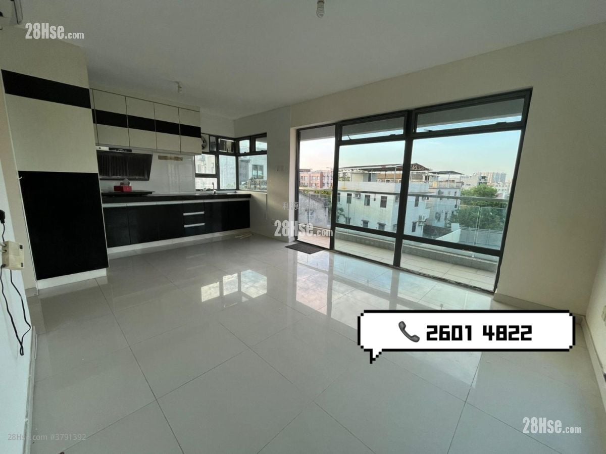 村屋 租盘 3 房 , 2 浴室 700 平方尺