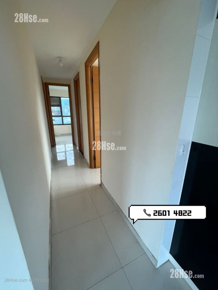 村屋 租盘 3 房 , 2 浴室 700 平方尺