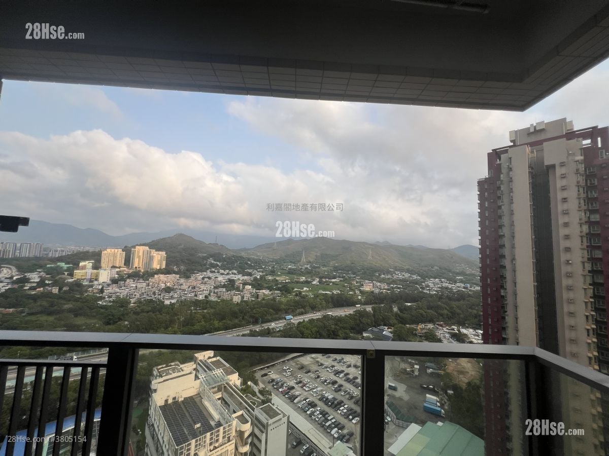 Yoho Midtown Rental 4 Bedrooms , 2 Bathrooms 948 ft²