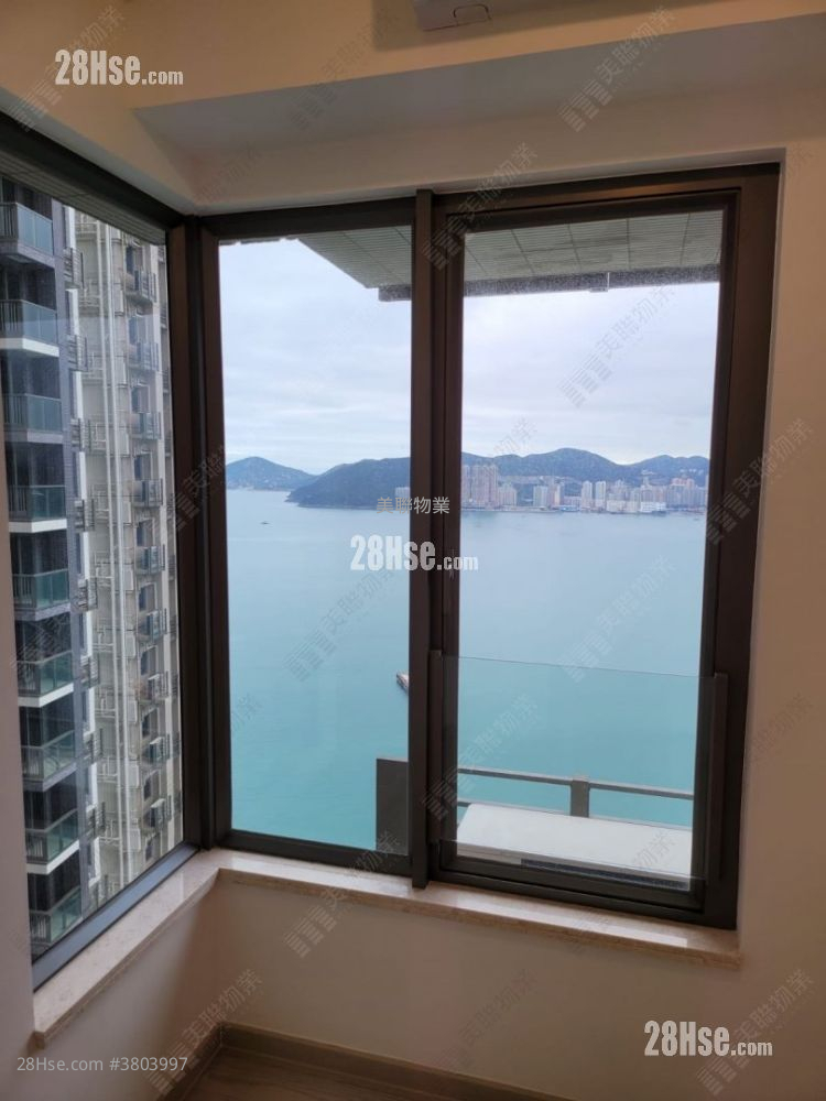 Sea To Sky 售盘 4 房 , 3 浴室 1,054 平方尺