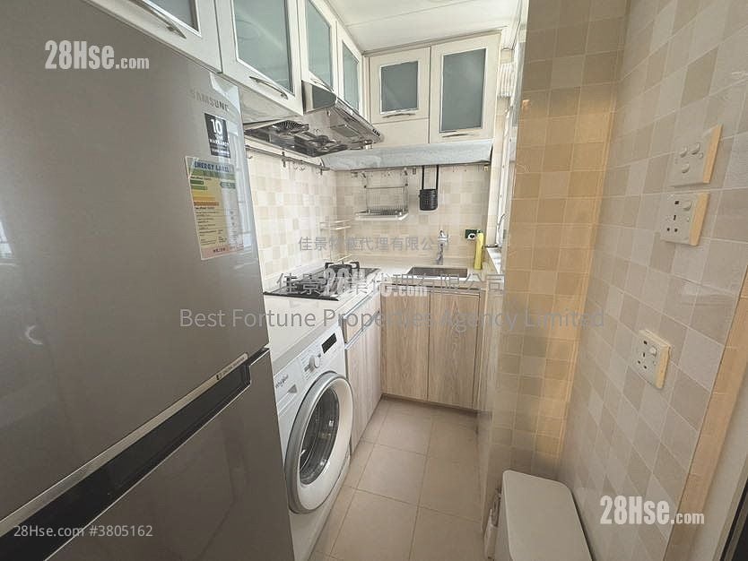 Shun On Building Rental 2 Bedrooms , 1 Bathroom 356 ft²