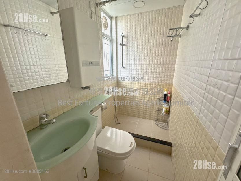 Shun On Building Rental 2 Bedrooms , 1 Bathroom 356 ft²