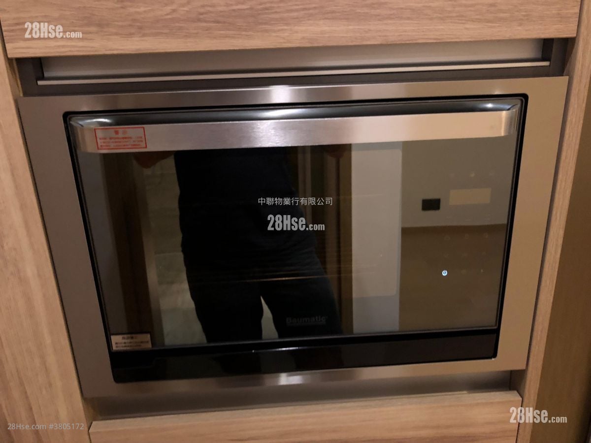 荟朗 租盘 230 平方尺