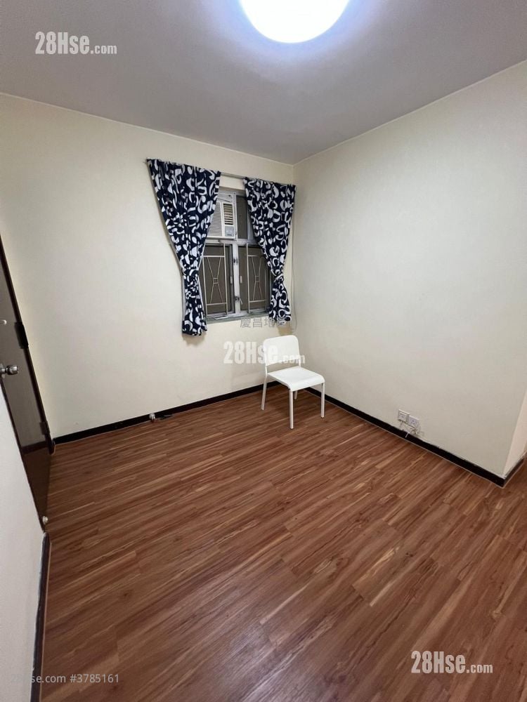 健威花园 租盘 2 房 , 1 浴室