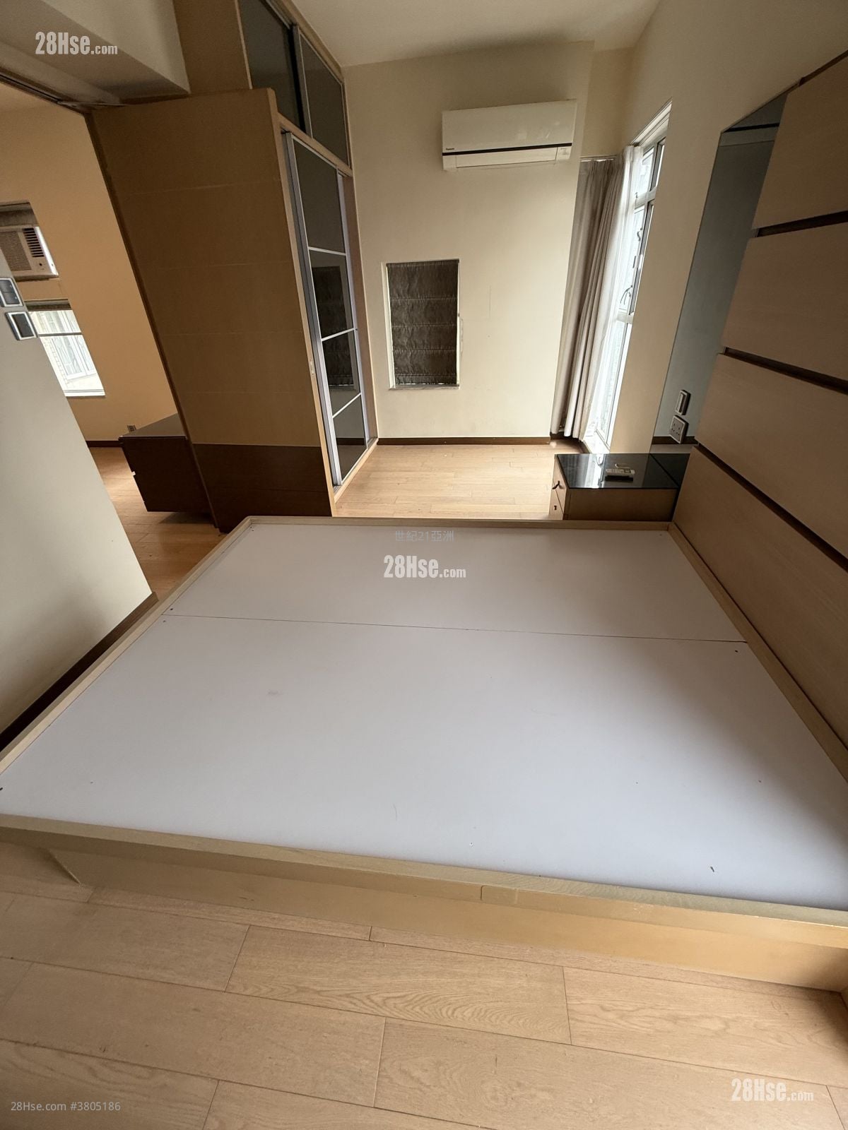 Manrich Court Sell 1 Bedroom , 1 Bathroom 397 ft²