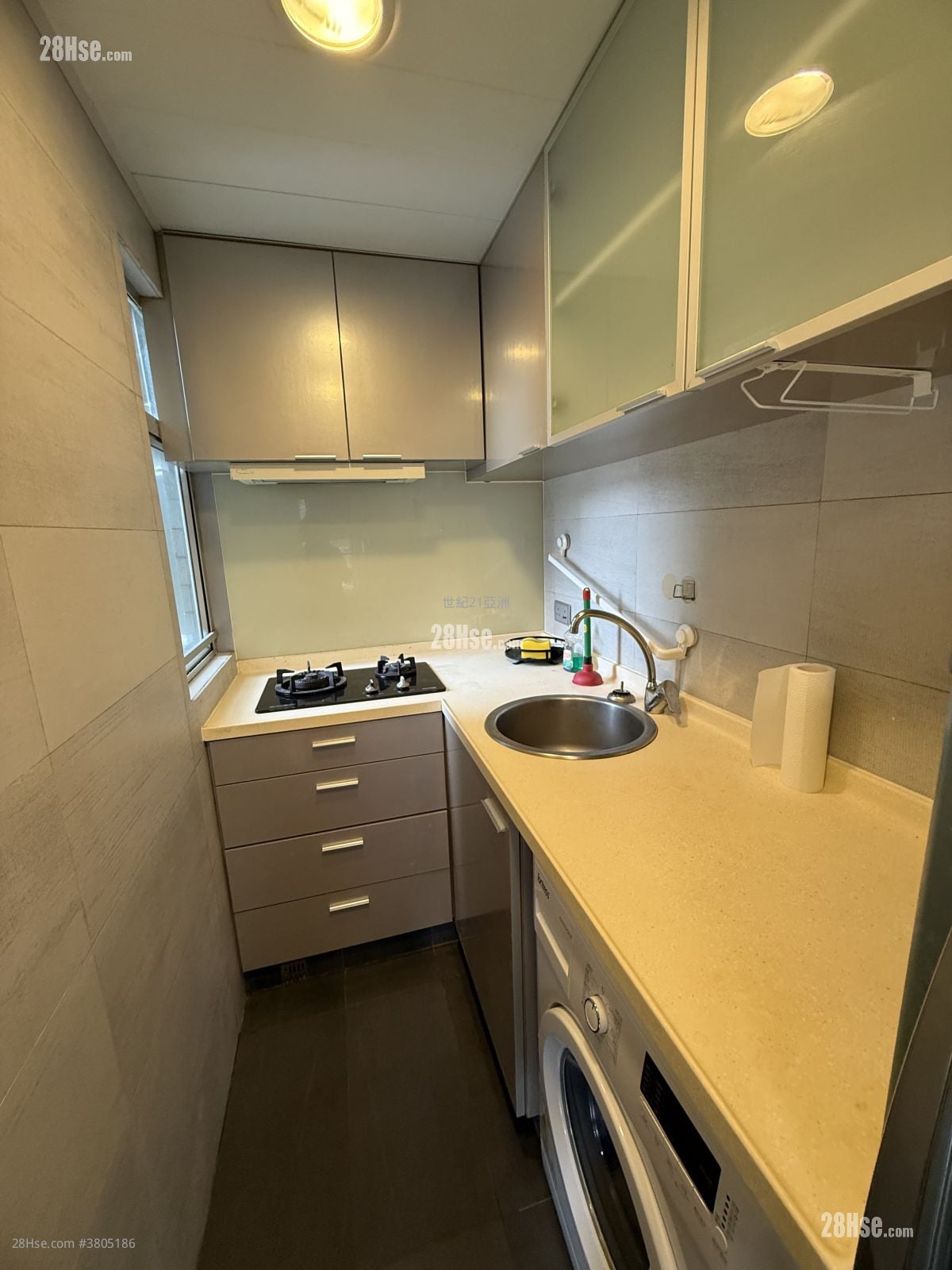 Manrich Court Sell 1 Bedroom , 1 Bathroom 397 ft²