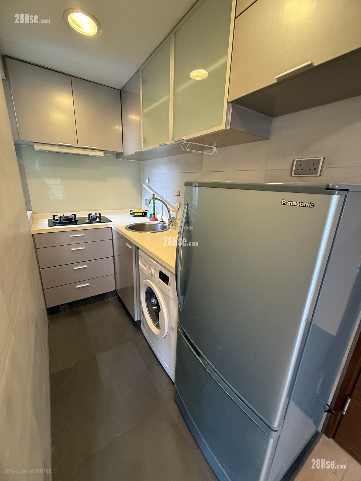 Manrich Court Sell 1 Bedroom , 1 Bathroom 397 ft²