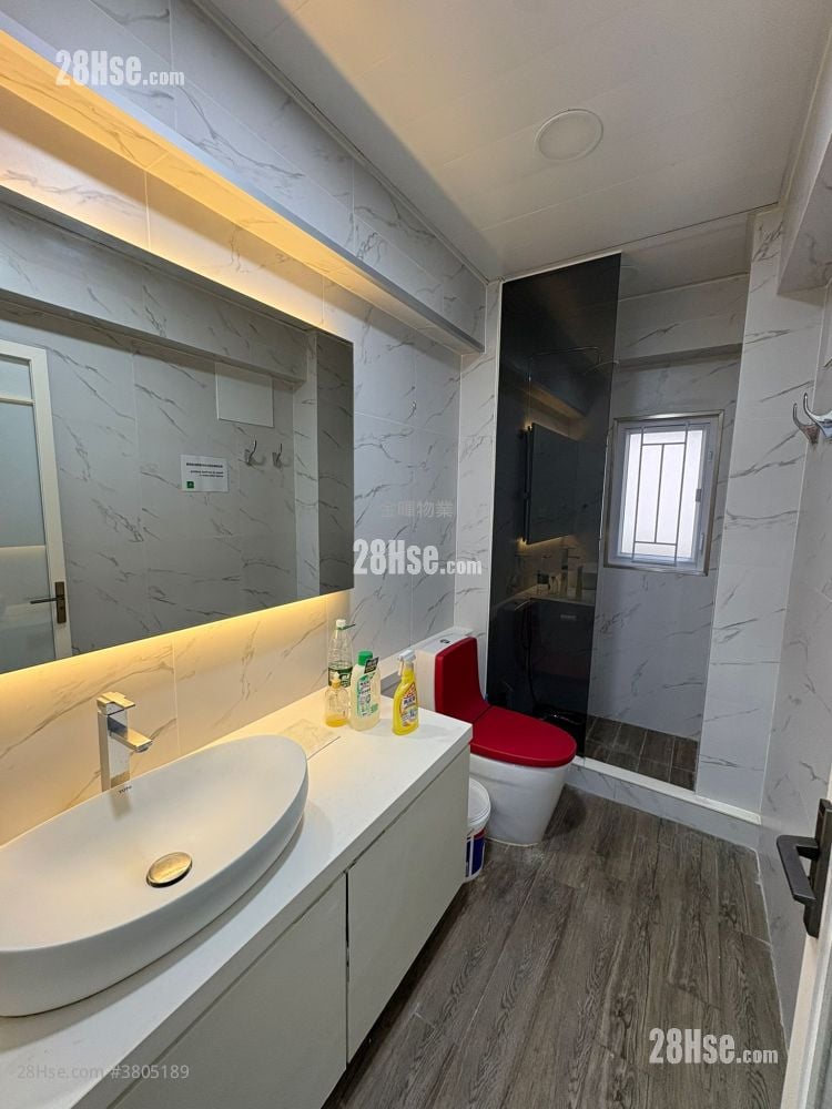 Queens Road West 售盘 开放式间隔 , 1 浴室 460 平方尺