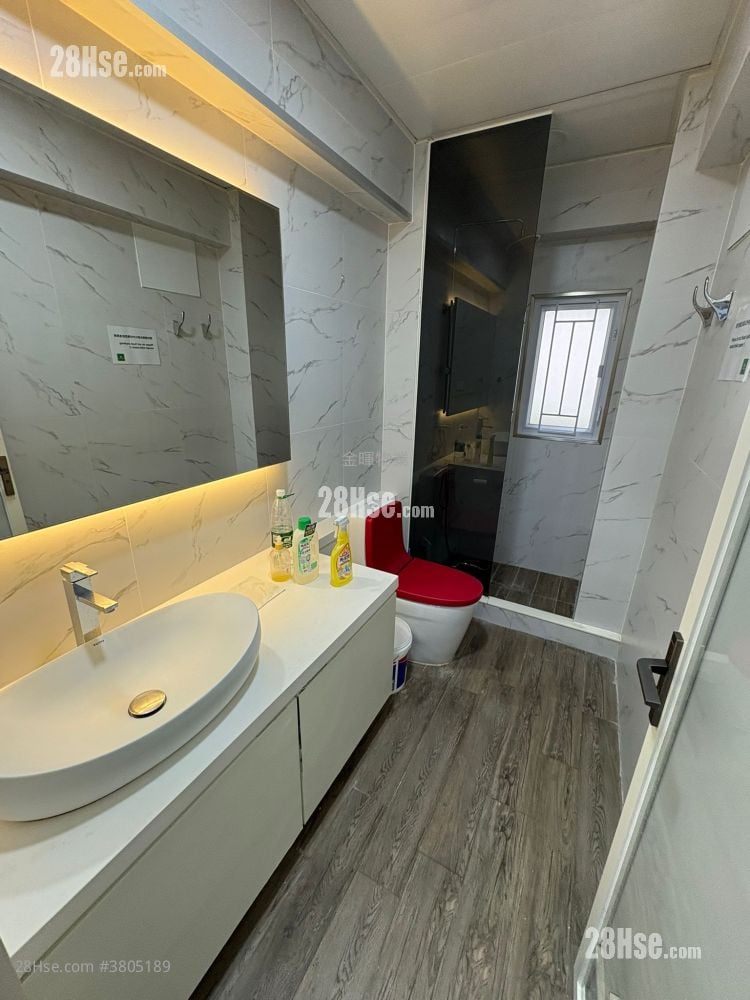 Queens Road West 售盘 开放式间隔 , 1 浴室 460 平方尺