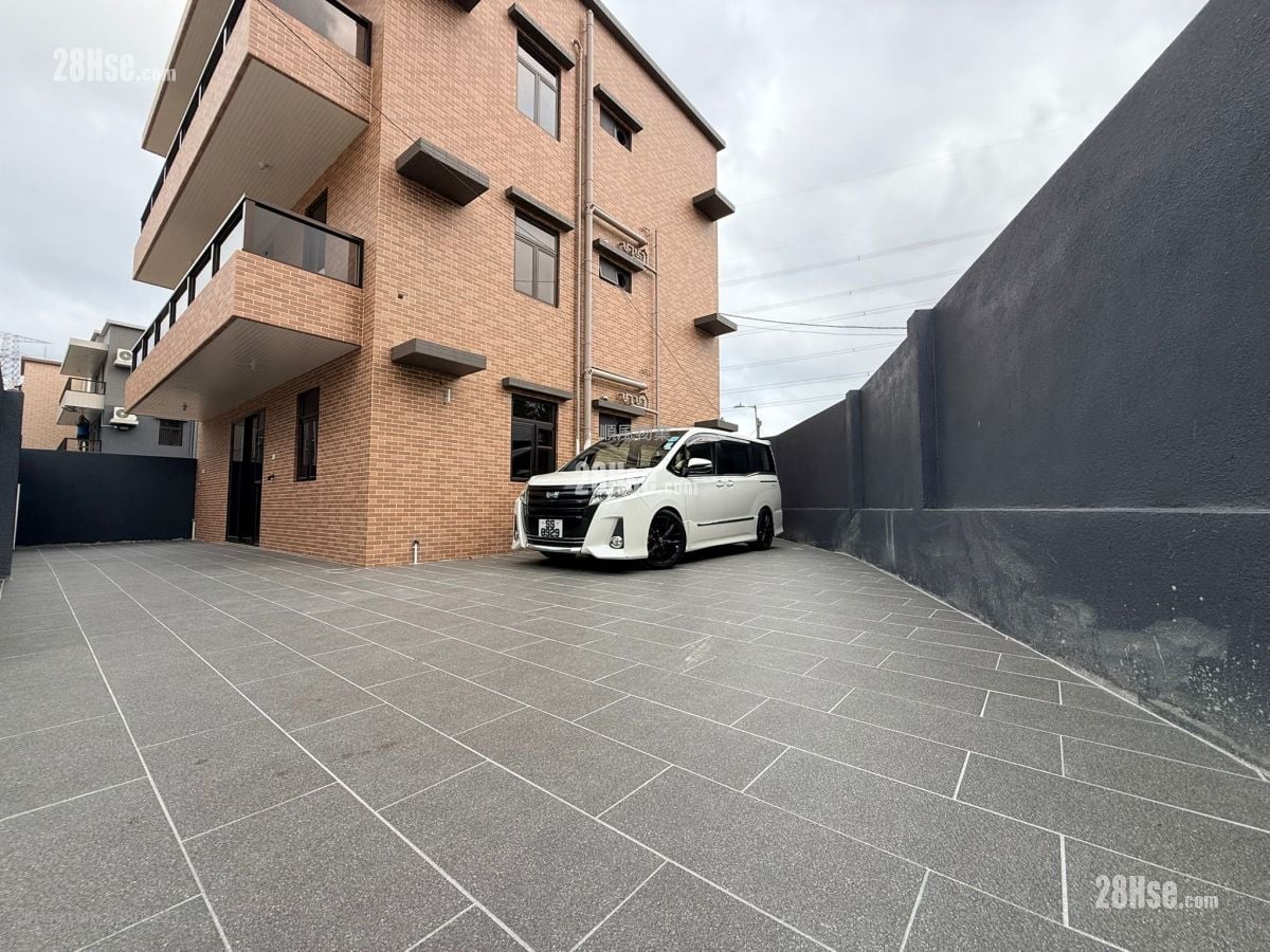 Village Sell 3 Bedrooms , 1 Bathroom 700 ft²