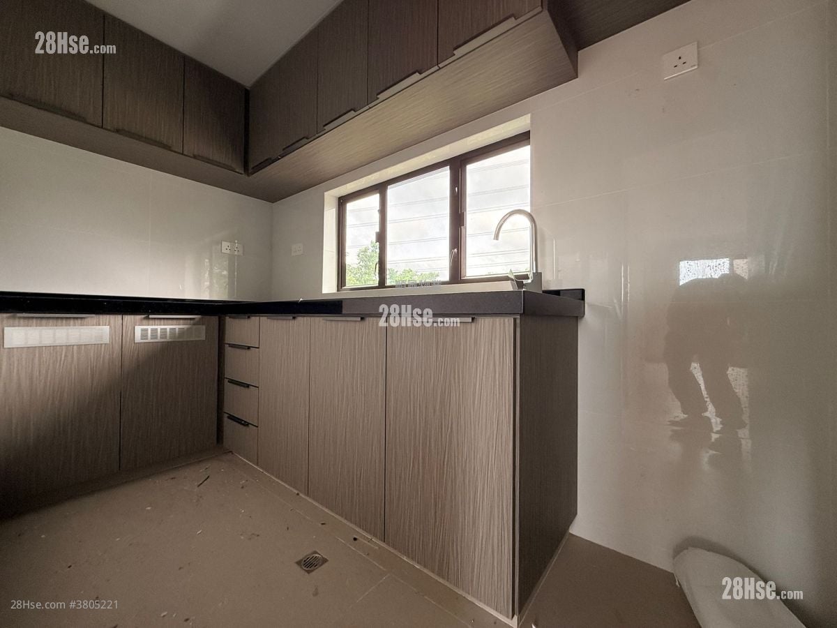 Village Sell 3 Bedrooms , 1 Bathroom 700 ft²