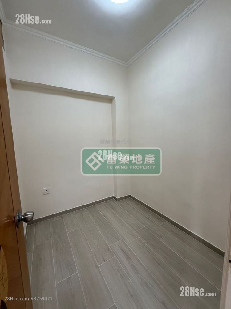 Peony House Sell 2 Bedrooms , 1 Bathroom 335 ft²