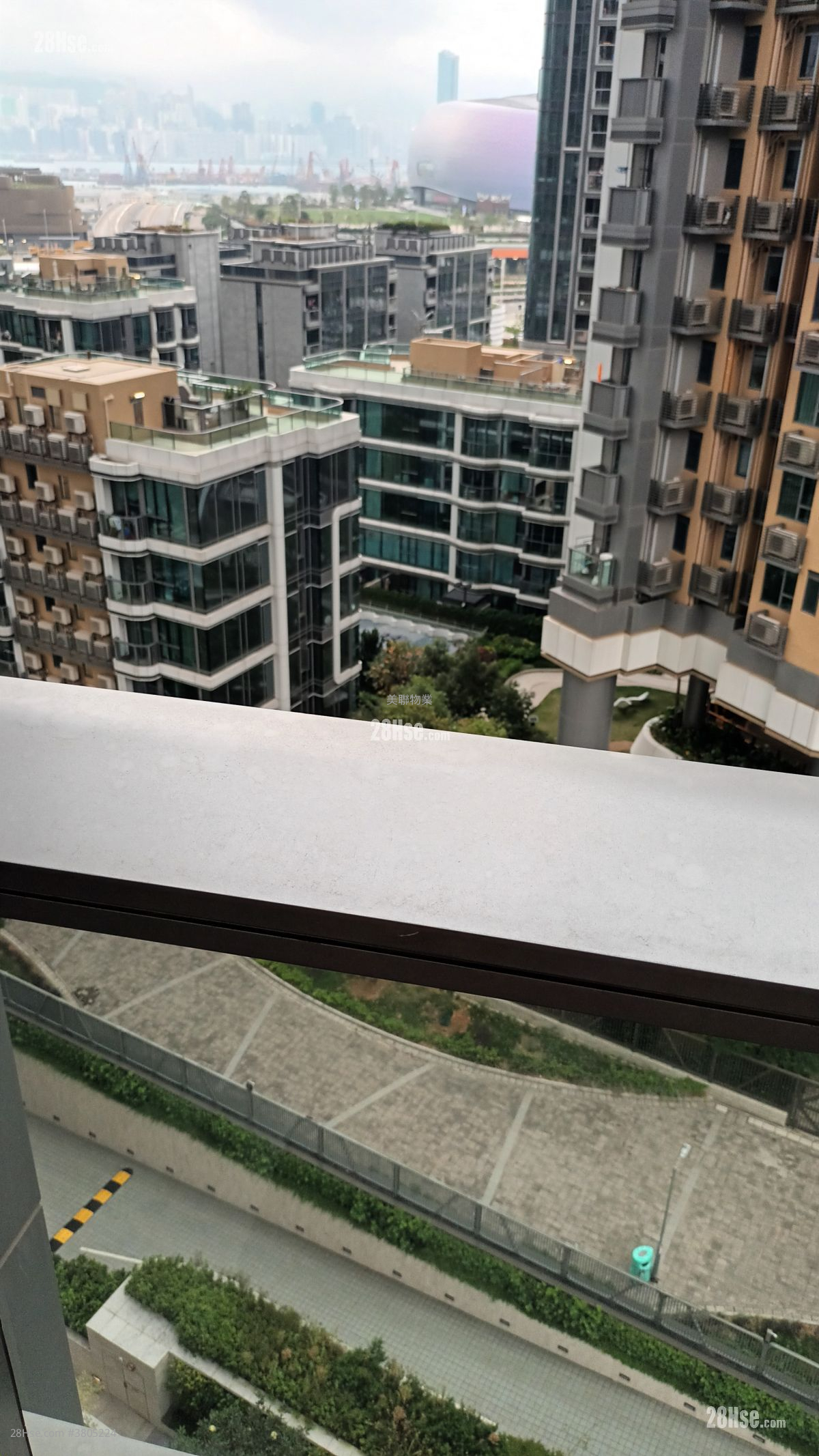 Monaco Sell 2 Bedrooms , 1 Bathroom 441 ft²