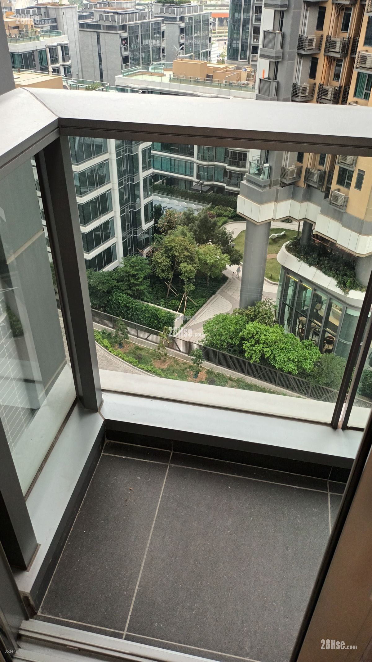 Monaco Sell 2 Bedrooms , 1 Bathroom 441 ft²