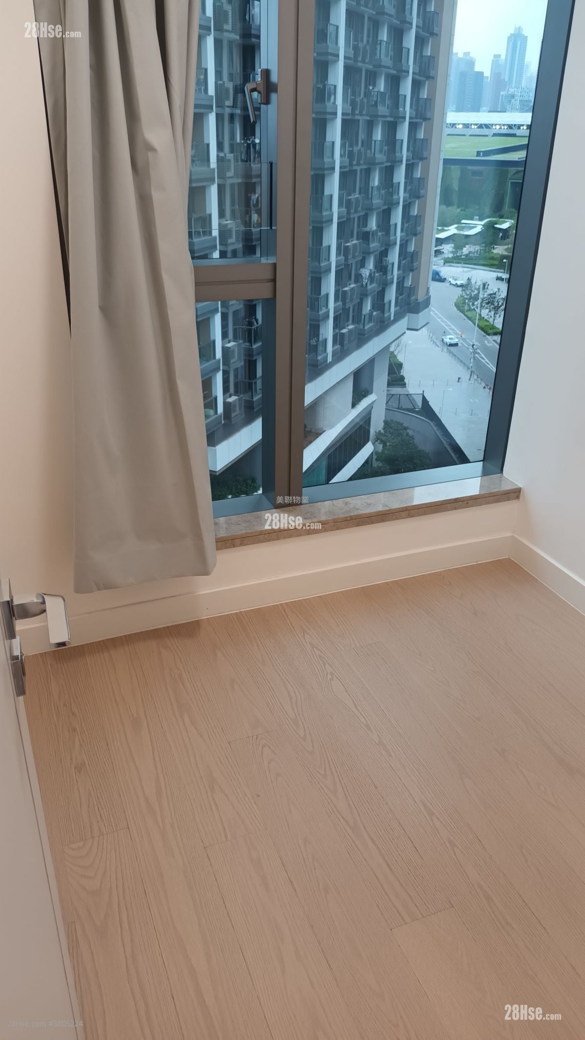 Monaco Sell 2 Bedrooms , 1 Bathroom 441 ft²