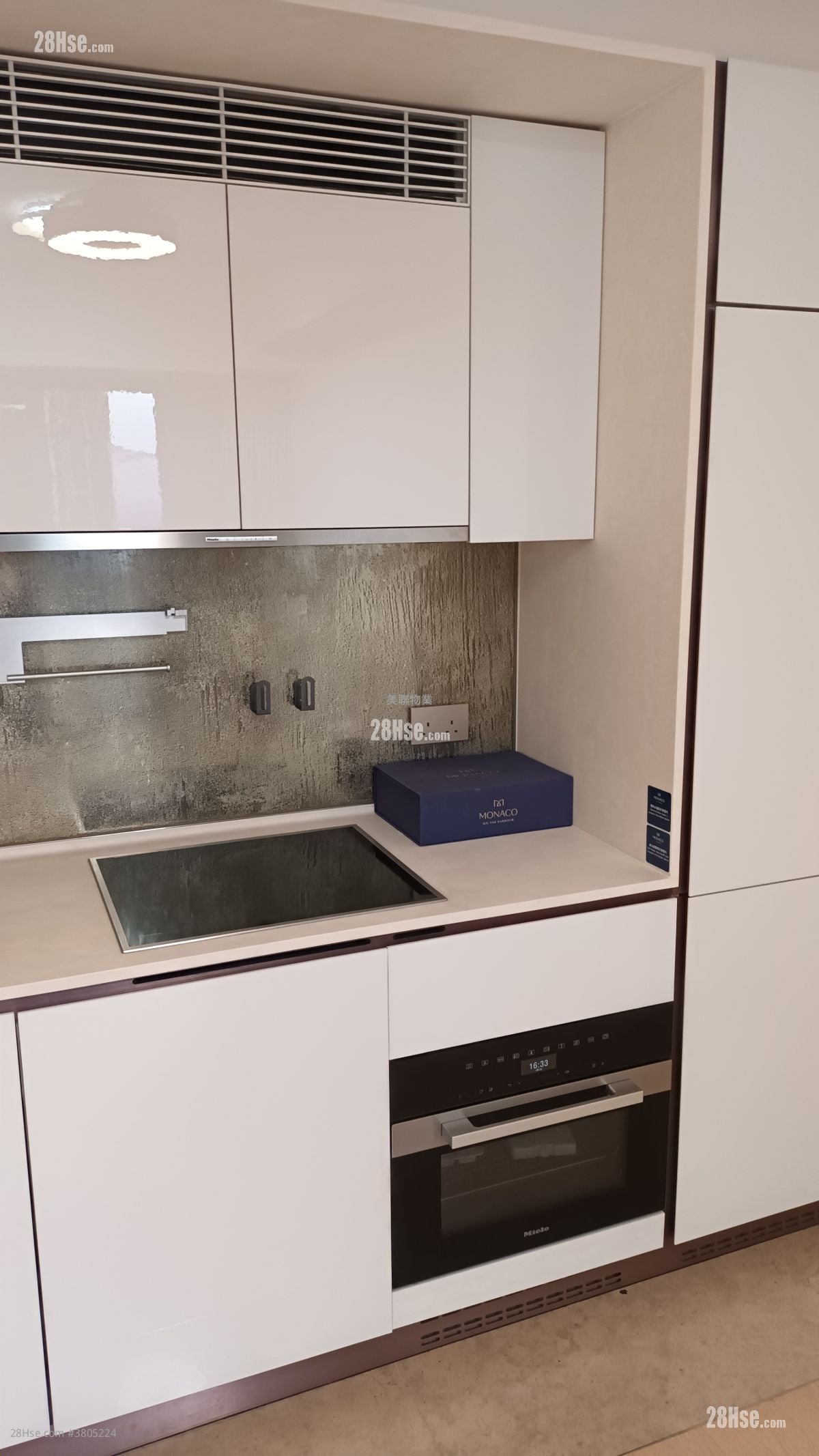 Monaco Sell 2 Bedrooms , 1 Bathroom 441 ft²