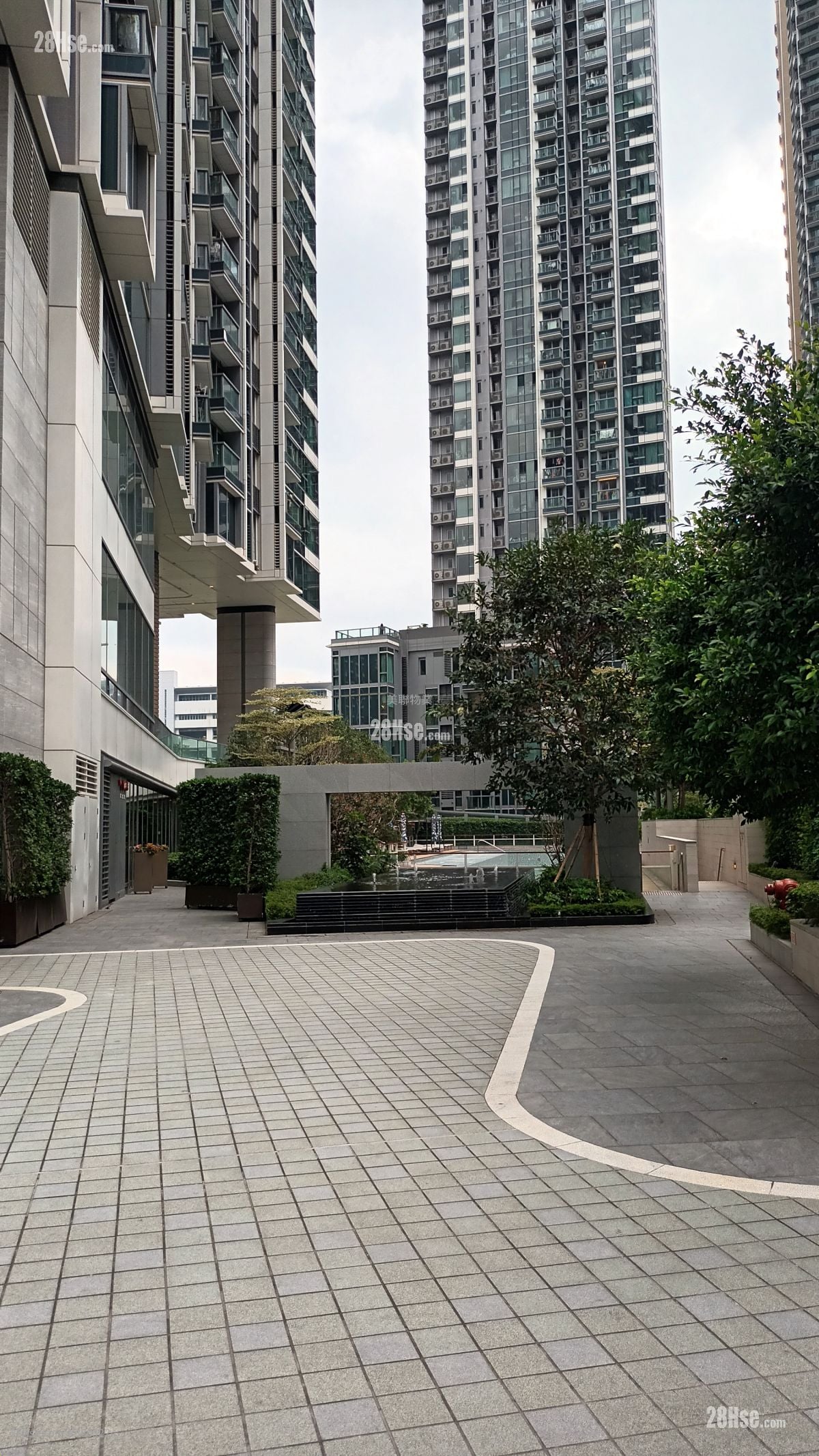 Monaco Sell 2 Bedrooms , 1 Bathroom 441 ft²