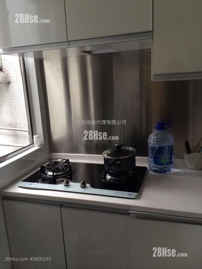 Whampoa Garden Sell 2 Bedrooms , 1 Bathroom 505 ft²