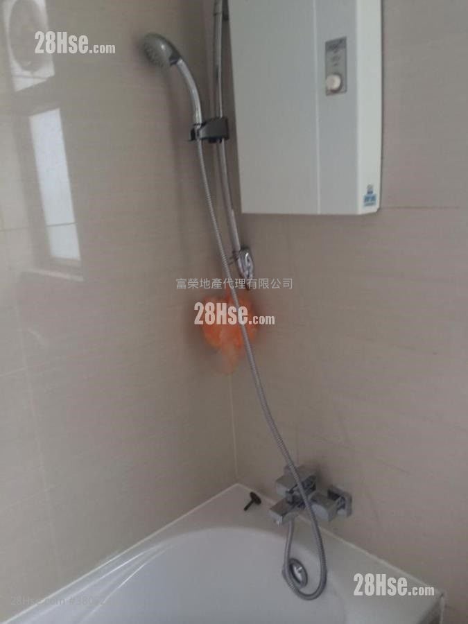 Whampoa Garden Sell 2 Bedrooms , 1 Bathroom 505 ft²