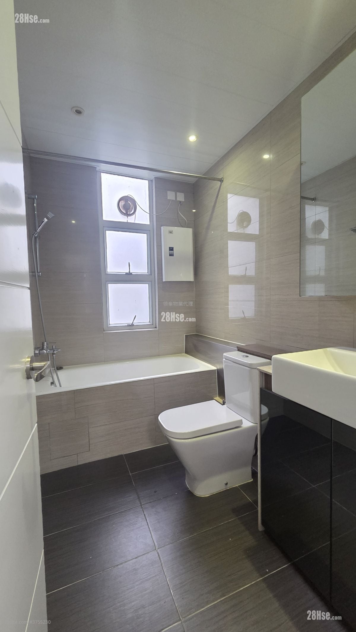 春晖园 售盘 3 房 , 2 浴室 1,240 平方尺