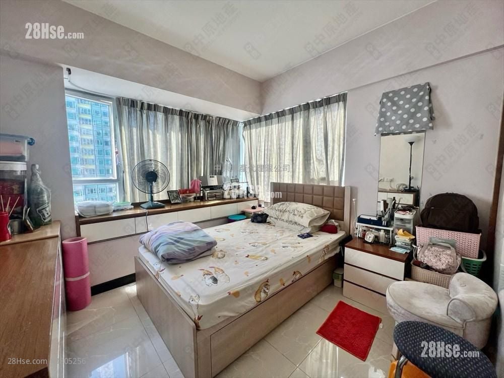 蝶翠峰 售盘 4 房 , 2 浴室 774 平方尺