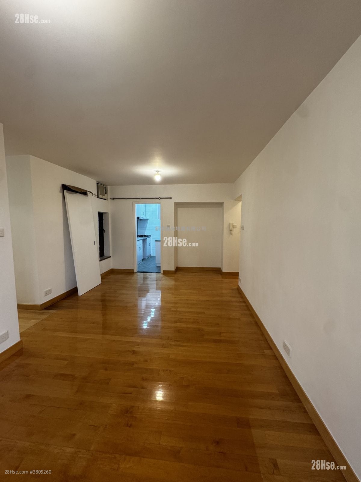 蔚华阁 租盘 3 房 , 2 浴室 686 平方尺