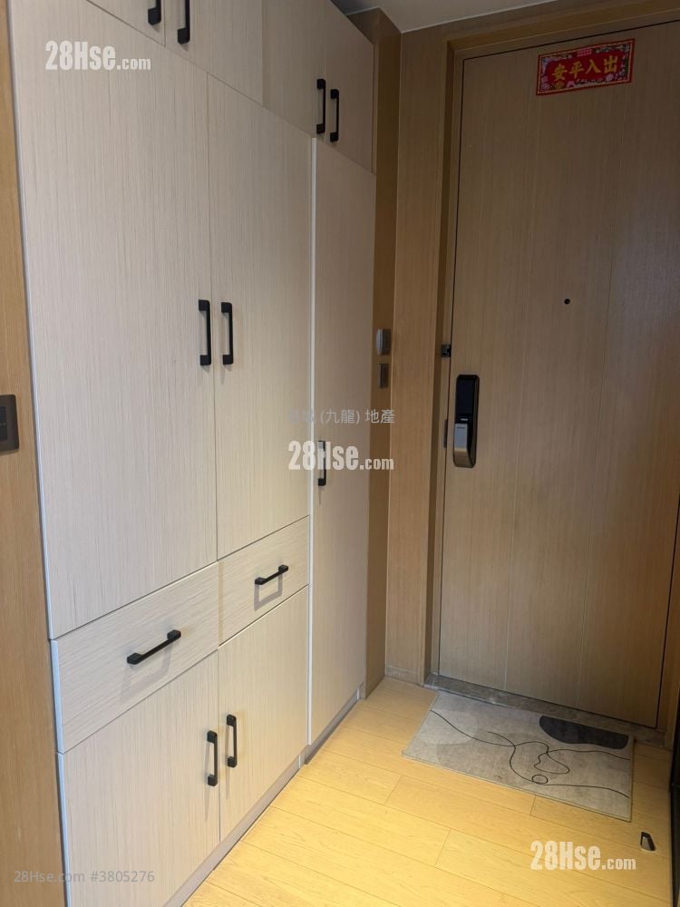 Eltanin Square Mile Rental Studio , 1 Bathroom 198 ft²