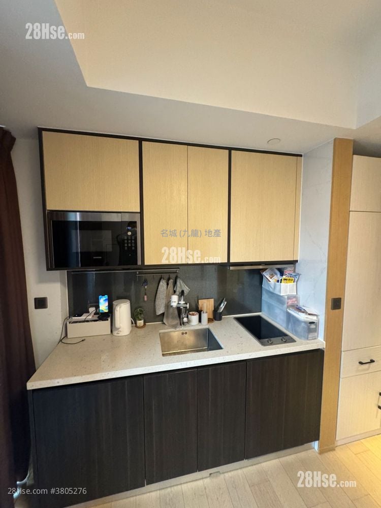 Eltanin Square Mile Rental Studio , 1 Bathroom 198 ft²