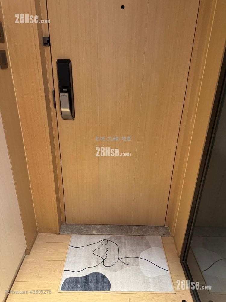 Eltanin Square Mile Rental Studio , 1 Bathroom 198 ft²