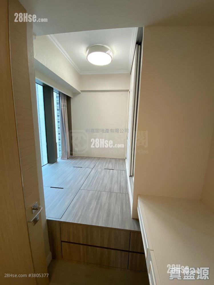 Ocean Pride Sell 3 Bedrooms , 2 Bathrooms 773 ft²