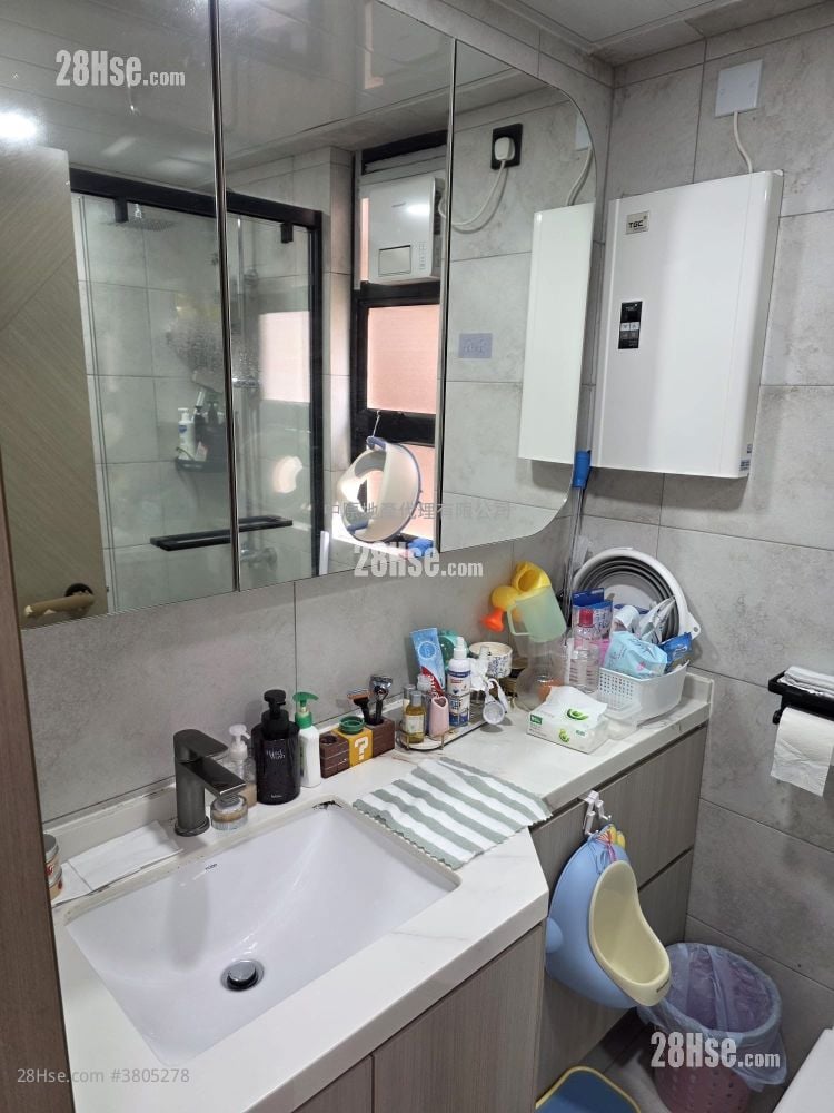 Sunshine City Sell 3 Bedrooms , 1 Bathroom 519 ft²