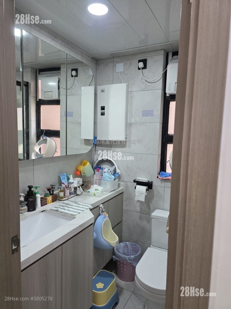 Sunshine City Sell 3 Bedrooms , 1 Bathroom 519 ft²