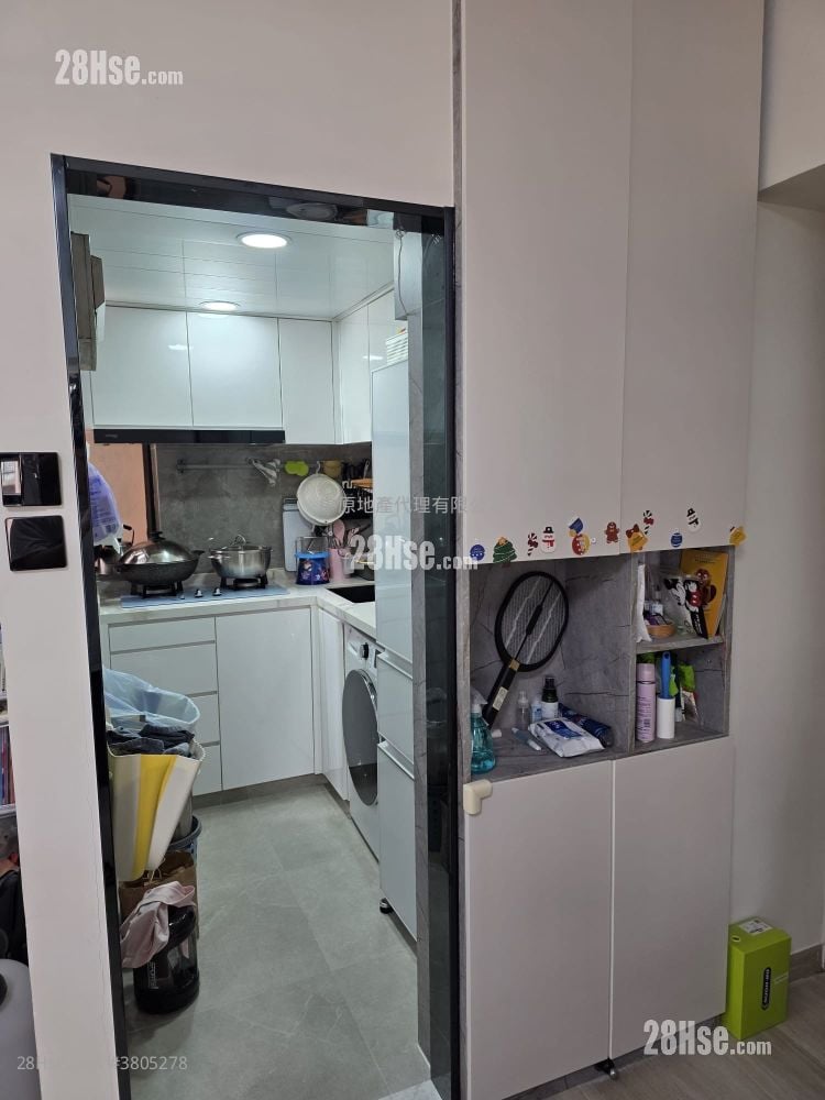 Sunshine City Sell 3 Bedrooms , 1 Bathroom 519 ft²