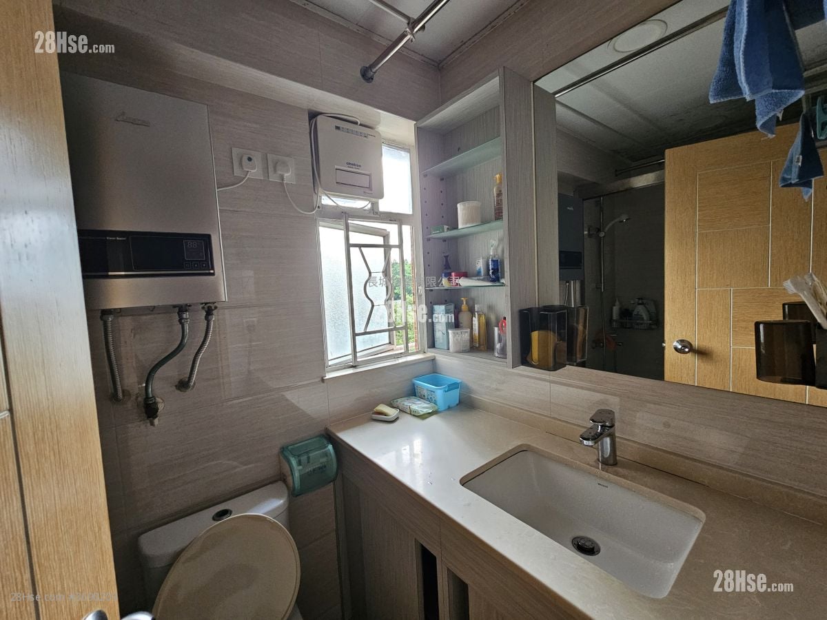 Harmony Garden Sell 2 Bedrooms , 1 Bathroom 484 ft²