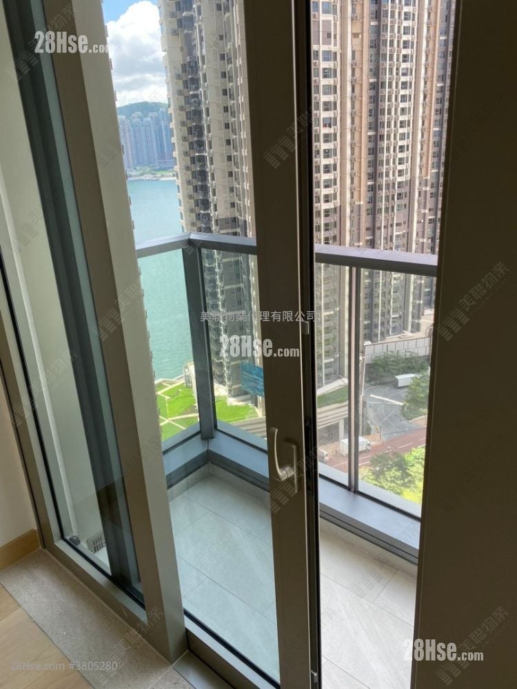 Ocean Marini Sell 2 Bedrooms , 1 Bathroom 472 ft²