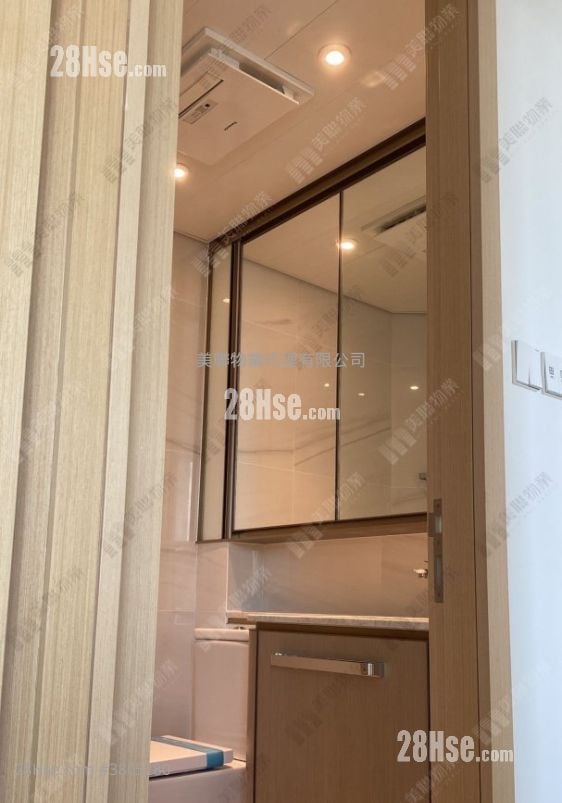 Ocean Marini Sell 2 Bedrooms , 1 Bathroom 472 ft²