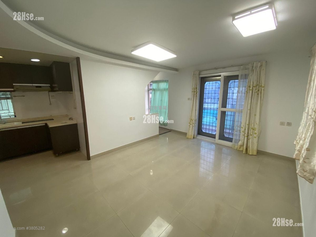 Hugo Tso Tin Village Sell 4 Bedrooms , 2 Bathrooms