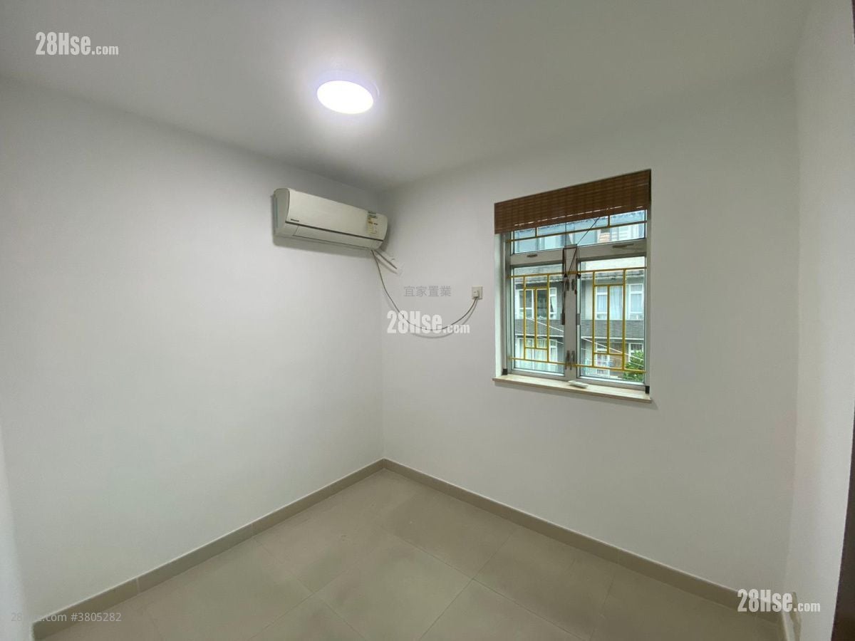Hugo Tso Tin Village Sell 4 Bedrooms , 2 Bathrooms