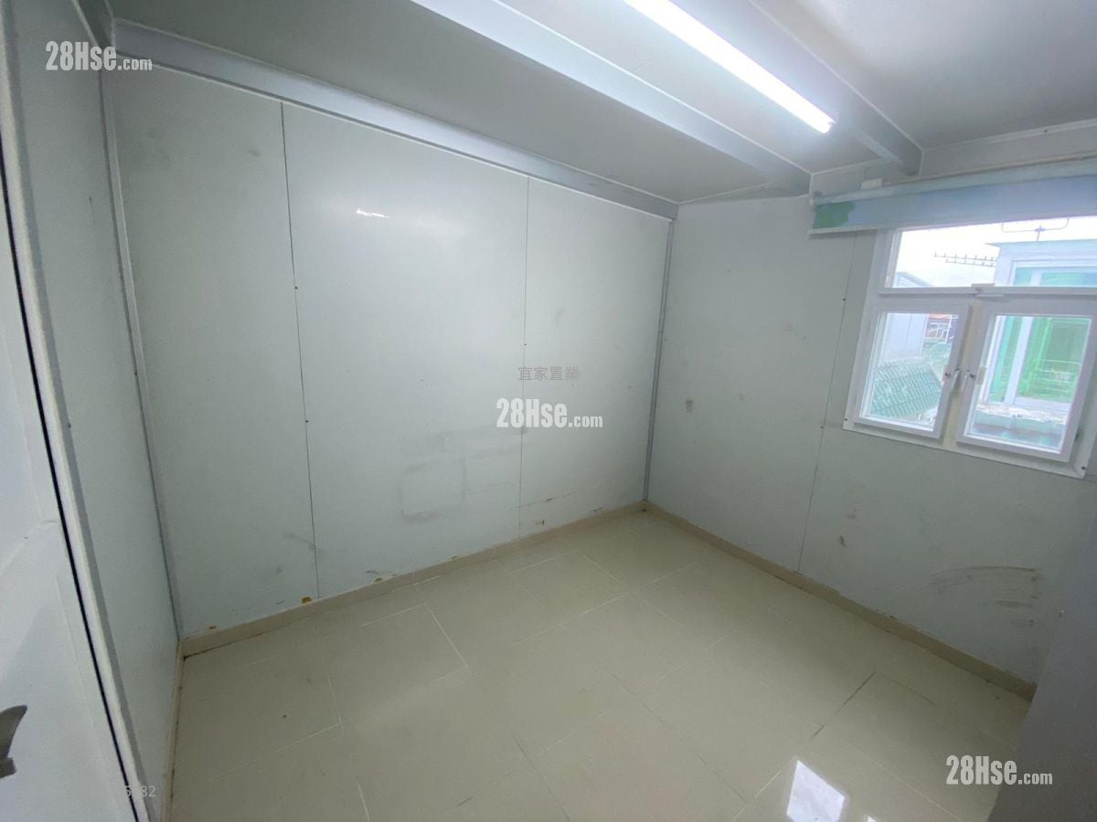 Hugo Tso Tin Village Sell 4 Bedrooms , 2 Bathrooms